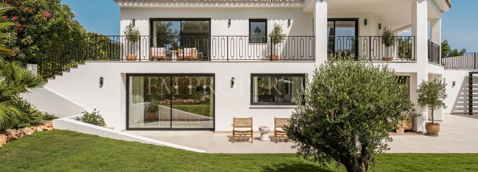 Villa  in Rocio de Nagüeles, Marbella Golden Mile, Marbella
