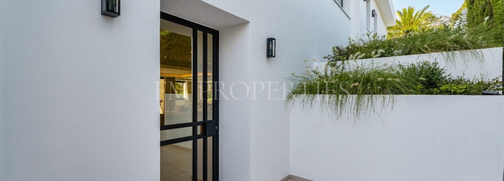 Villa  in Rocio de Nagüeles, Marbella Golden Mile, Marbella