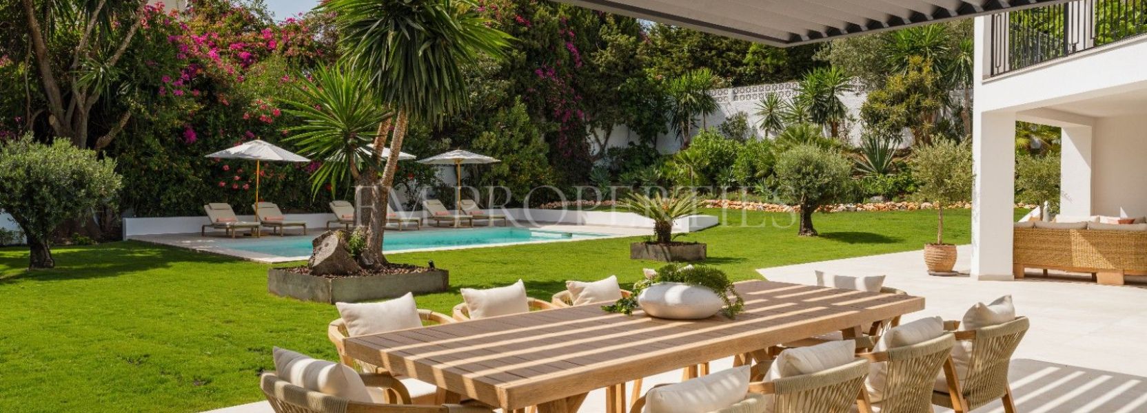 Villa  in Rocio de Nagüeles, Marbella Golden Mile, Marbella