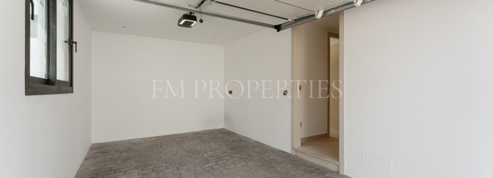 Villa  in Rocio de Nagüeles, Marbella Golden Mile, Marbella