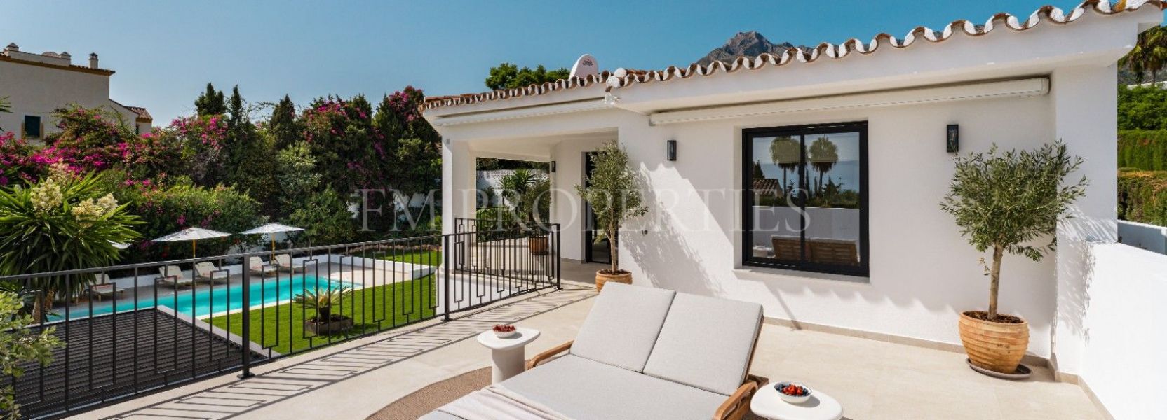 Villa  in Rocio de Nagüeles, Marbella Golden Mile, Marbella