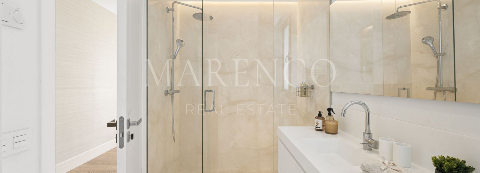 Villa  in Los Naranjos Golf, Nueva Andalucia, Marbella