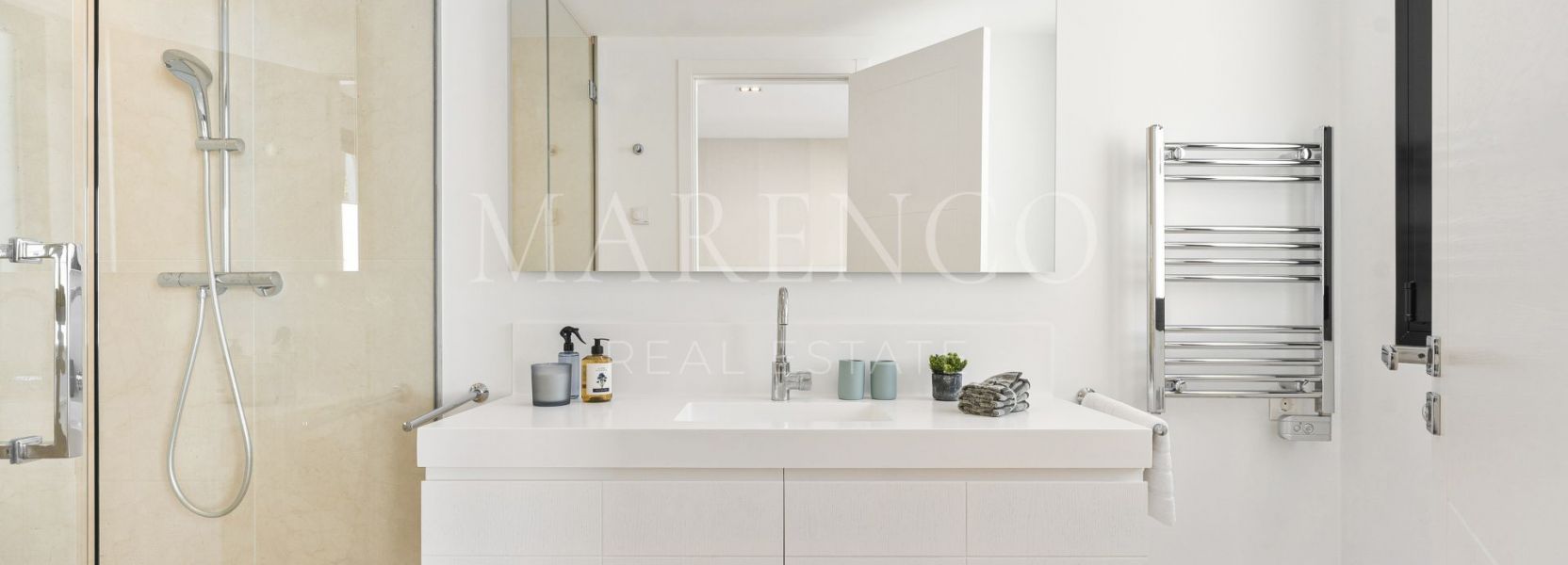 Villa  in Los Naranjos Golf, Nueva Andalucia, Marbella