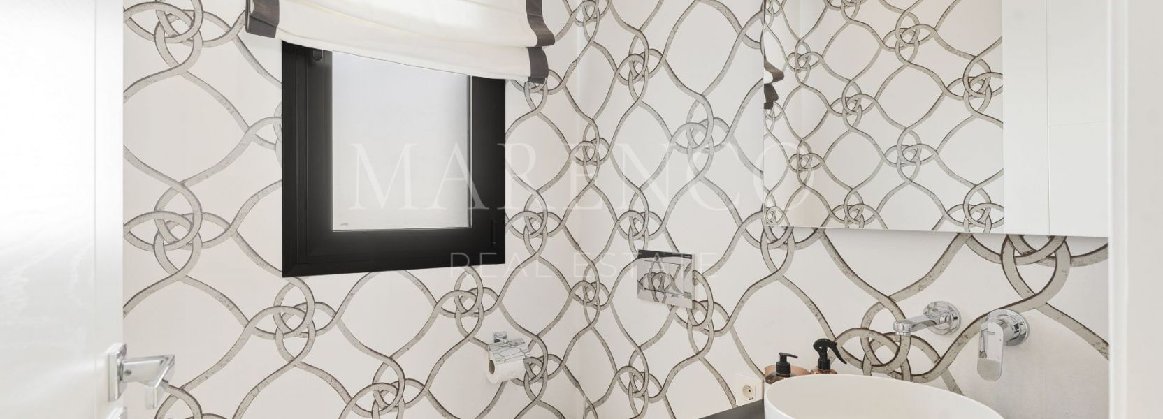 Villa  in Los Naranjos Golf, Nueva Andalucia, Marbella