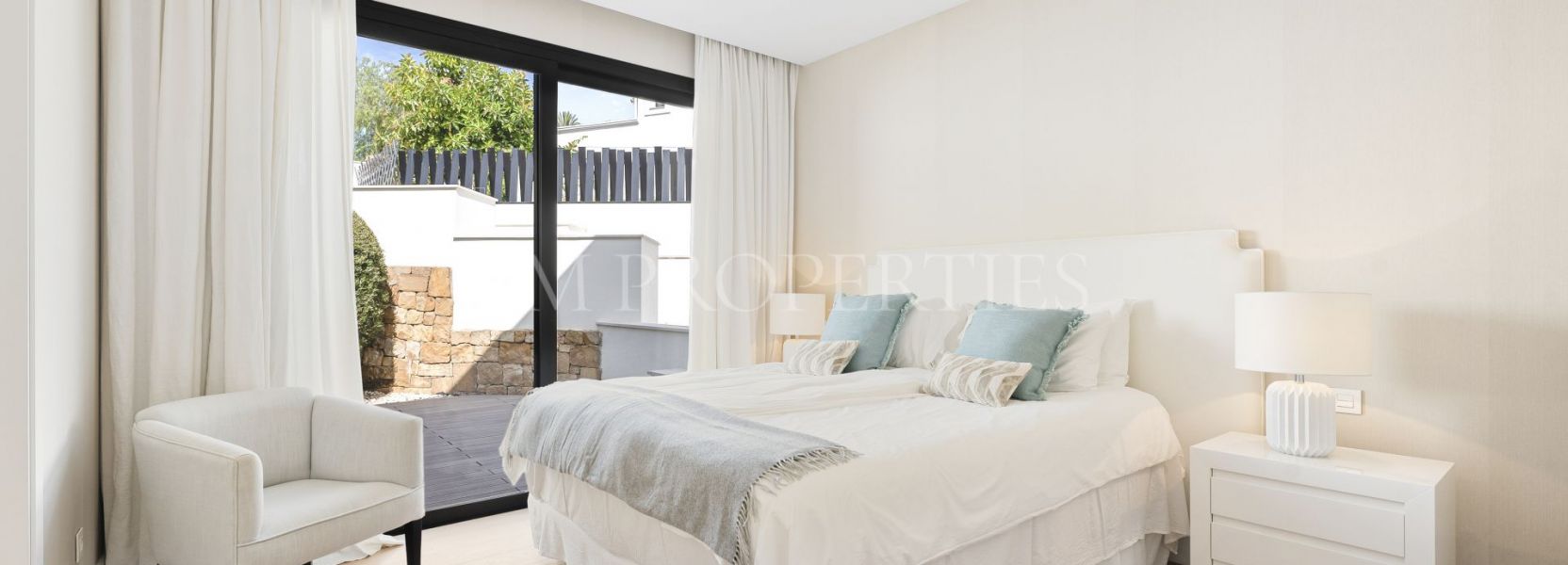 Villa  in Los Naranjos Golf, Nueva Andalucia, Marbella