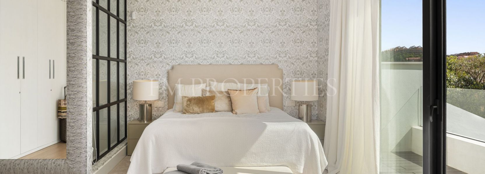 Villa  in Los Naranjos Golf, Nueva Andalucia, Marbella