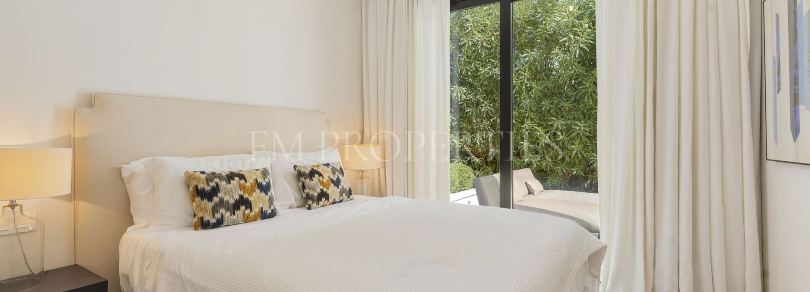 Villa  in Los Naranjos Golf, Nueva Andalucia, Marbella