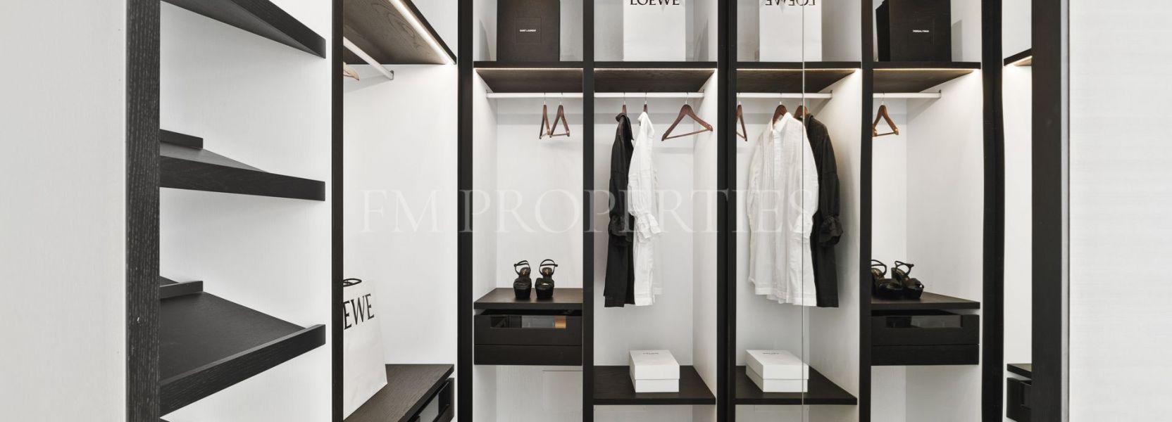 Villa  in Los Naranjos Golf, Nueva Andalucia, Marbella