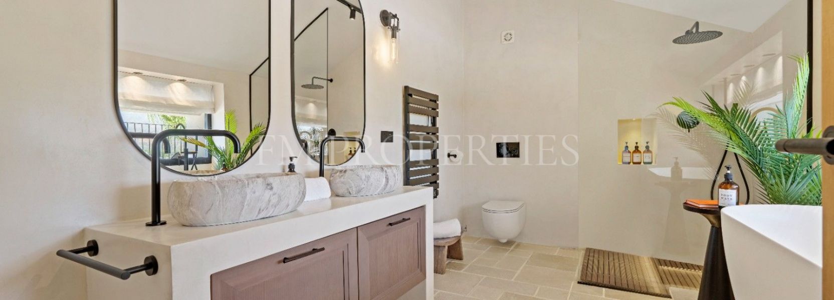 Villa  in Nueva Andalucia, Marbella