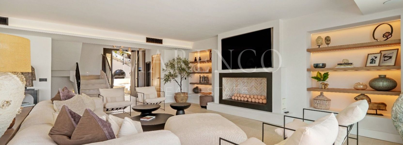 Villa  in Nueva Andalucia, Marbella