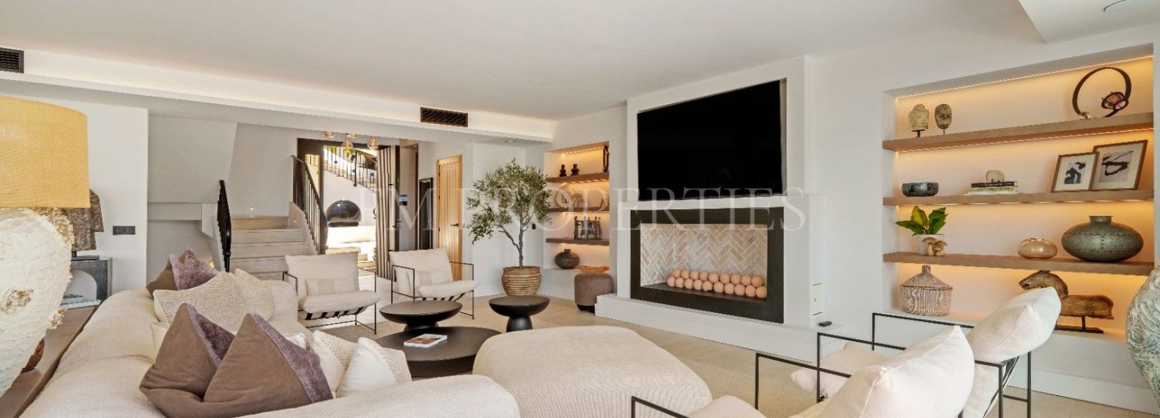 Villa  in Nueva Andalucia, Marbella