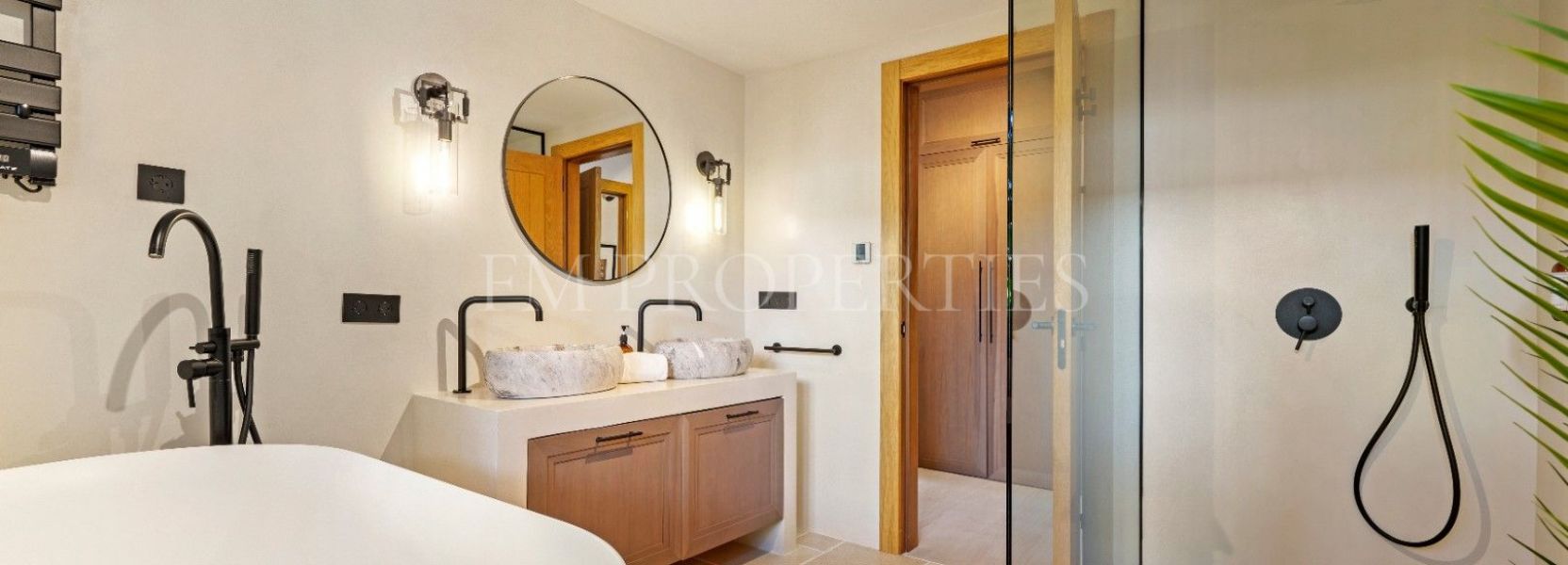 Villa  in Nueva Andalucia, Marbella