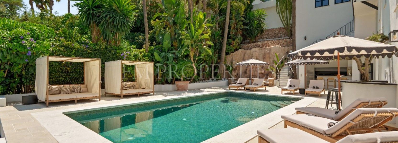 Villa  in Nueva Andalucia, Marbella