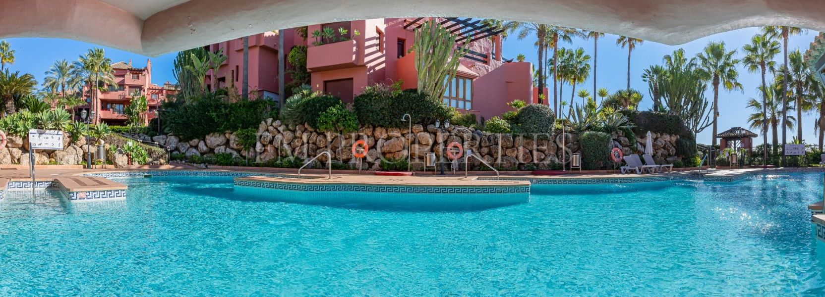 Appartement begane grond  in Estepona