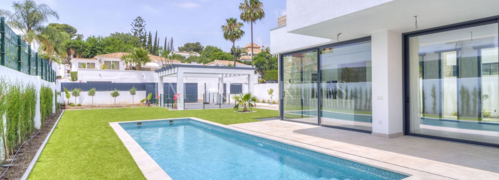Villa  in Monte Biarritz, Estepona Oost, Estepona