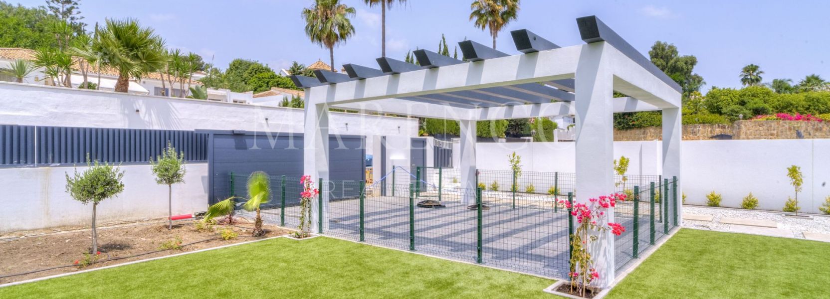 Villa  en Monte Biarritz, Estepona Este, Estepona