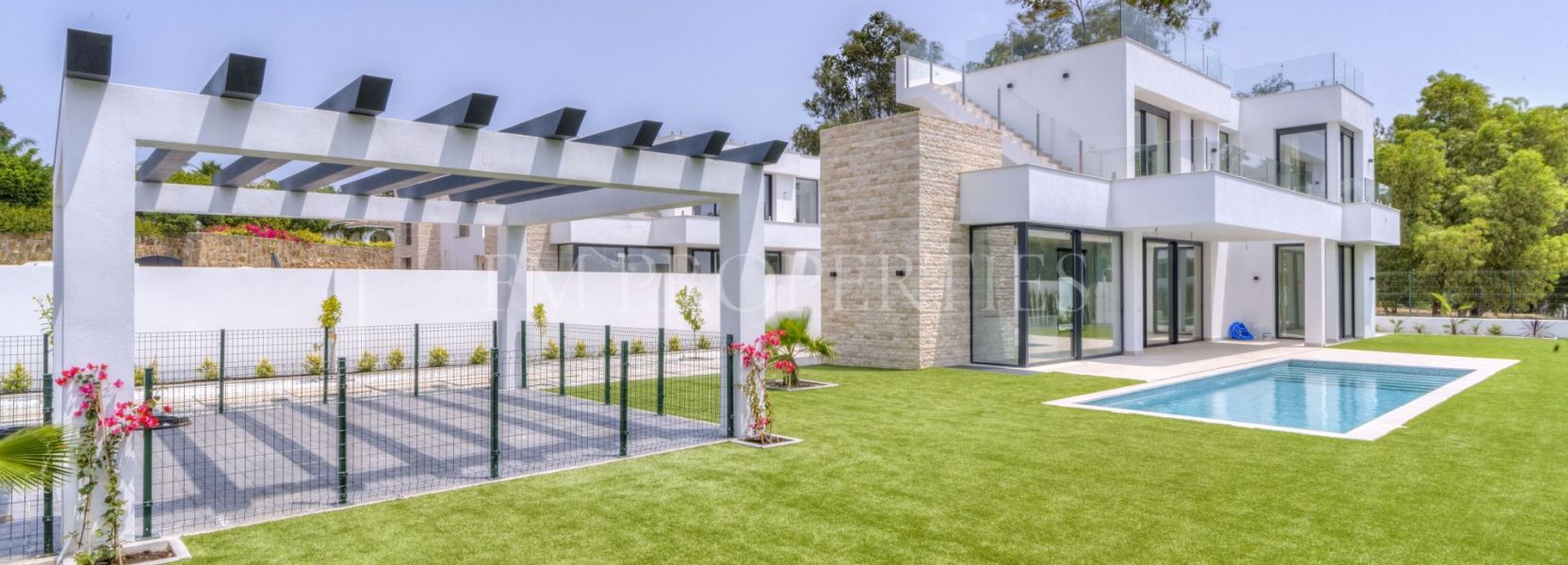 Villa  in Monte Biarritz, Estepona Oost, Estepona