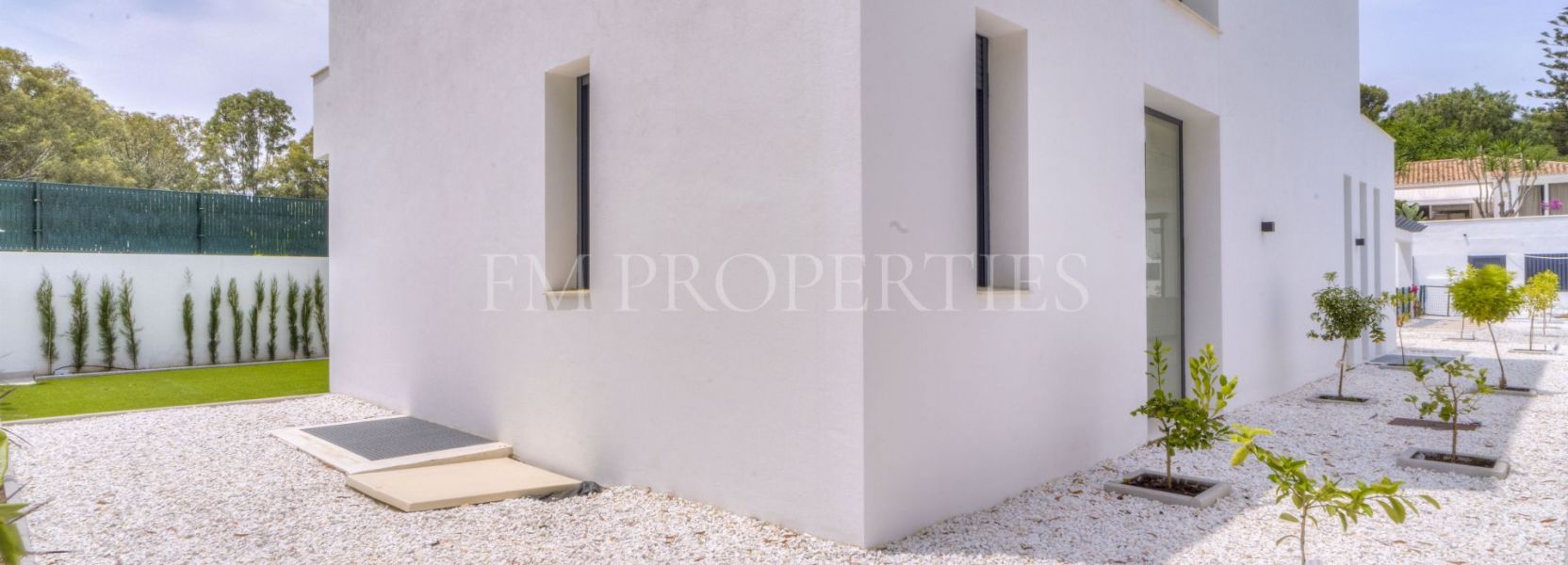 Villa  in Monte Biarritz, Estepona Oost, Estepona