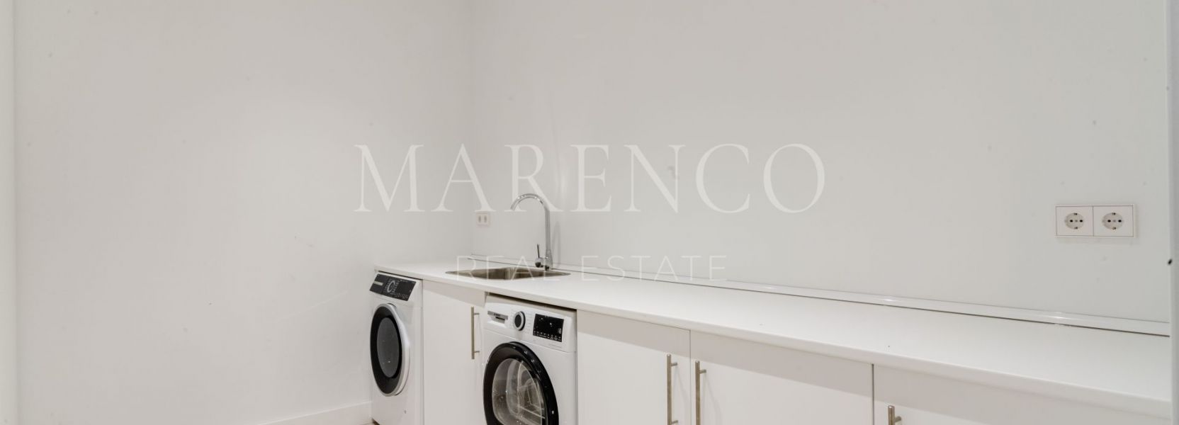 Villa  en Monte Biarritz, Estepona Este, Estepona