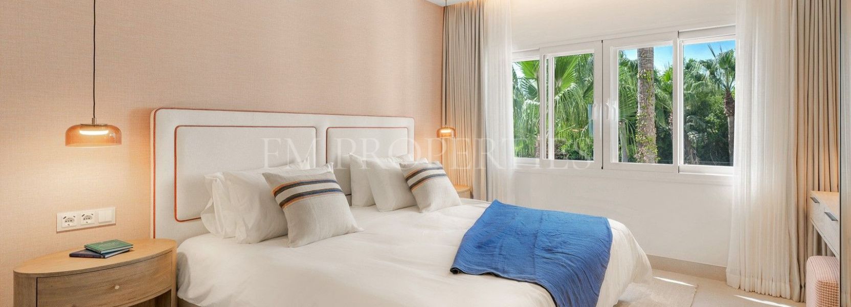 Penthaus  in Estepona