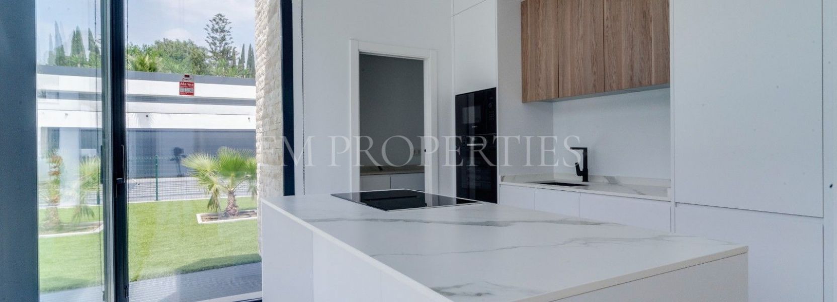 Villa  en Monte Biarritz, Estepona Este, Estepona