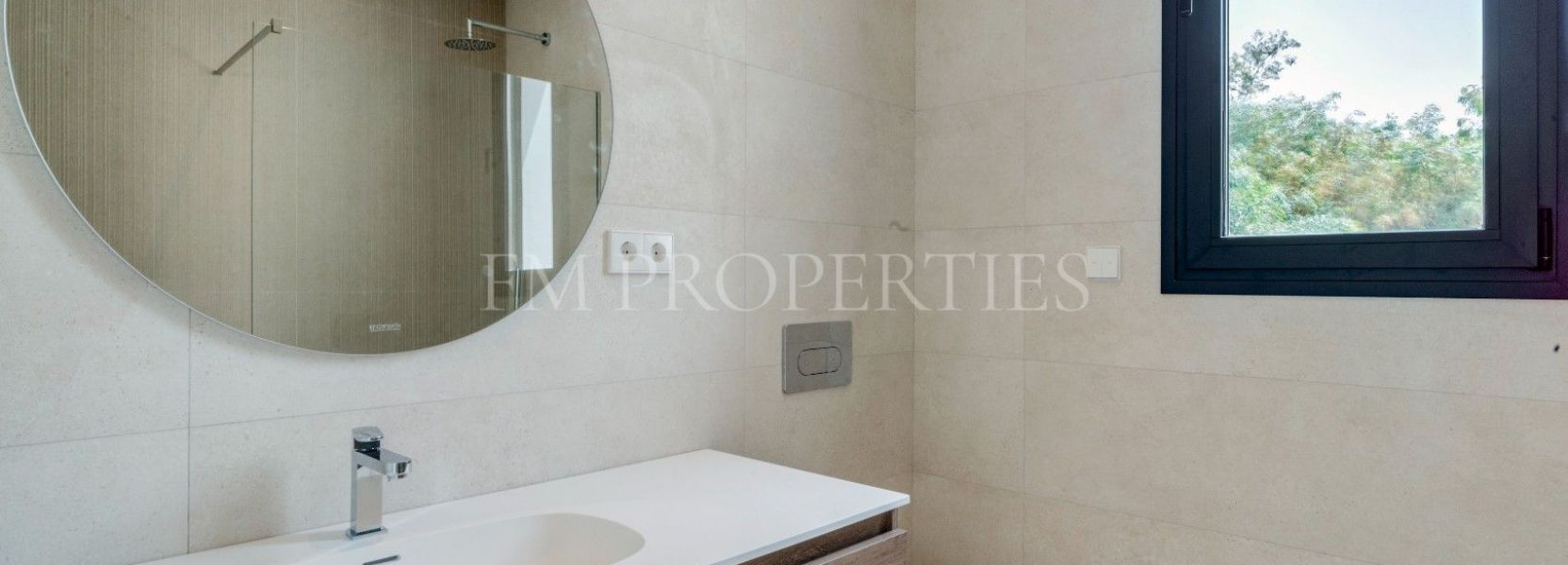 Villa  en Monte Biarritz, Estepona Este, Estepona