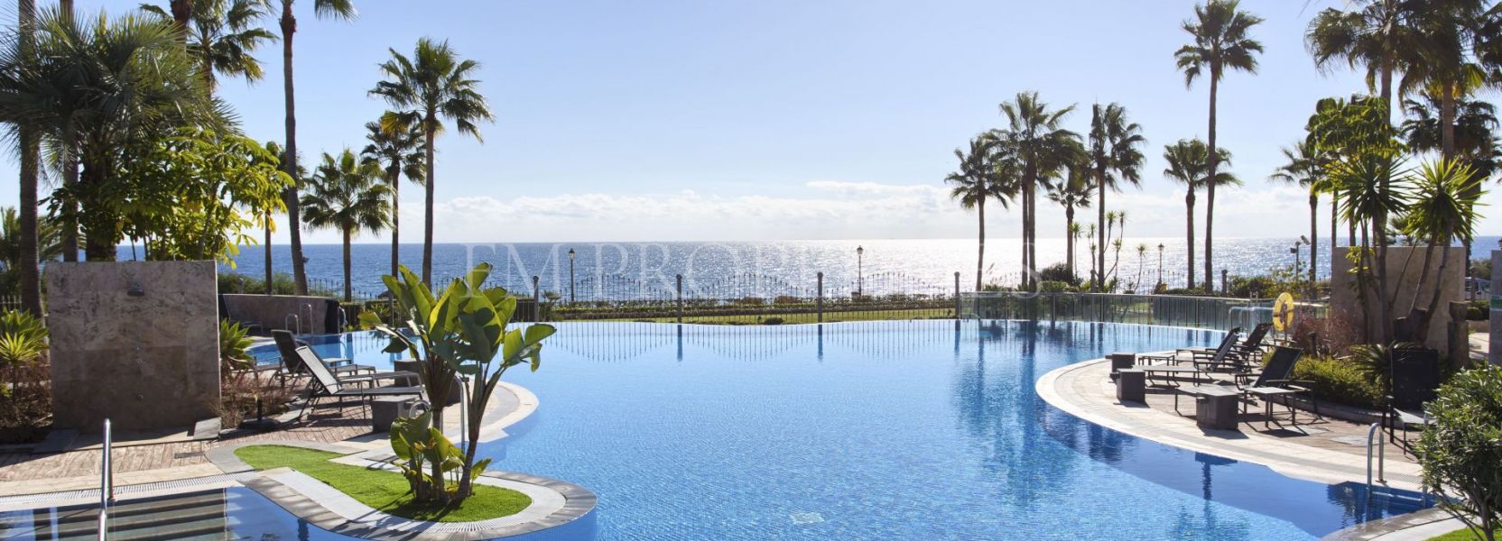 Apartment  in New Golden Mile, Estepona East, Estepona