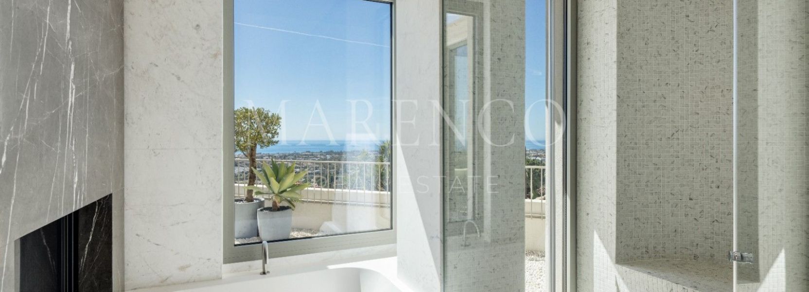 Villa  in Monte Halcones, Benahavis