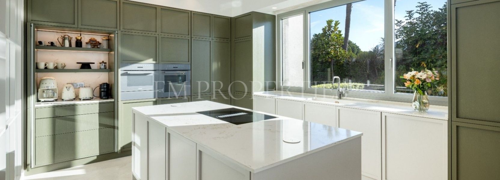 Villa  en Monte Halcones, Benahavis