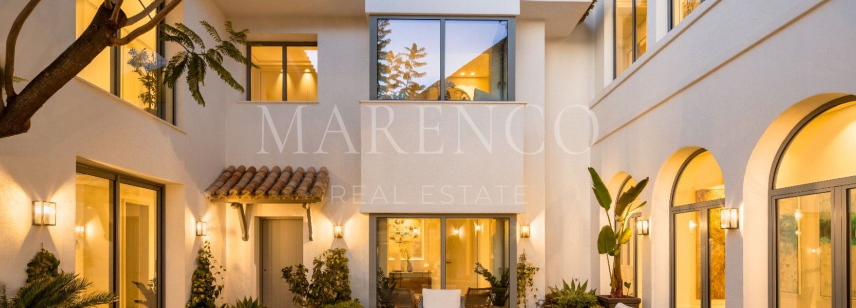 Villa  in Monte Halcones, Benahavis