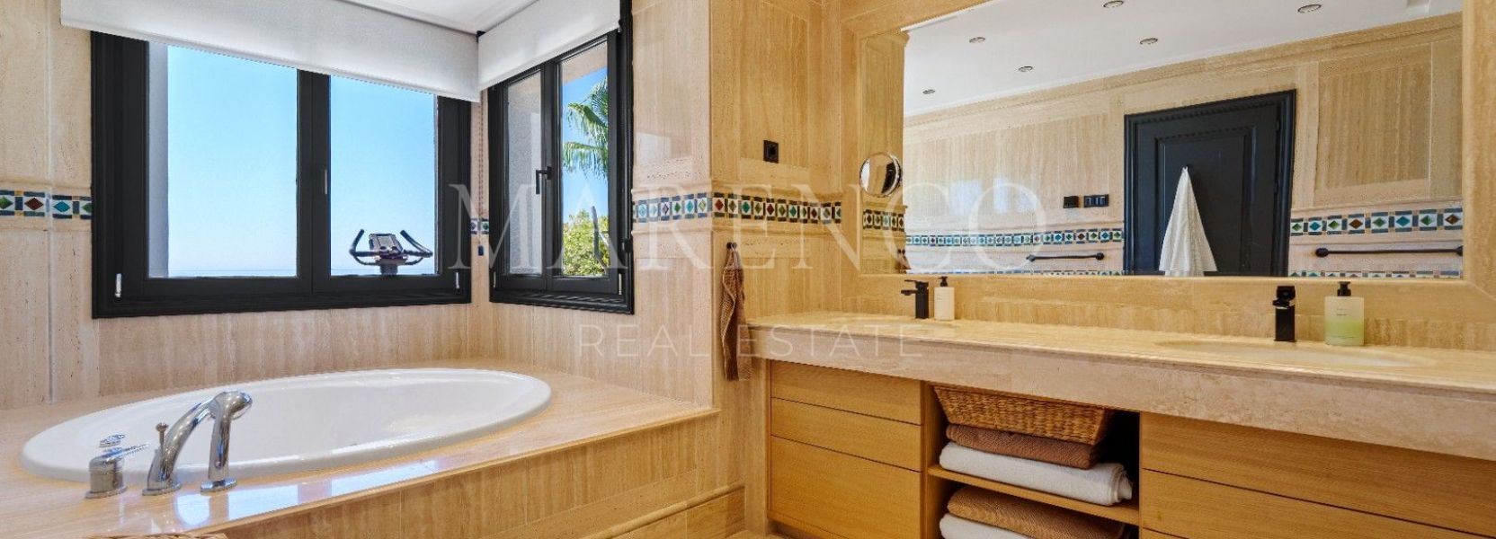 Duplex Penthouse à Monte Paraiso Country Club, Marbella Golden Mile, Marbella