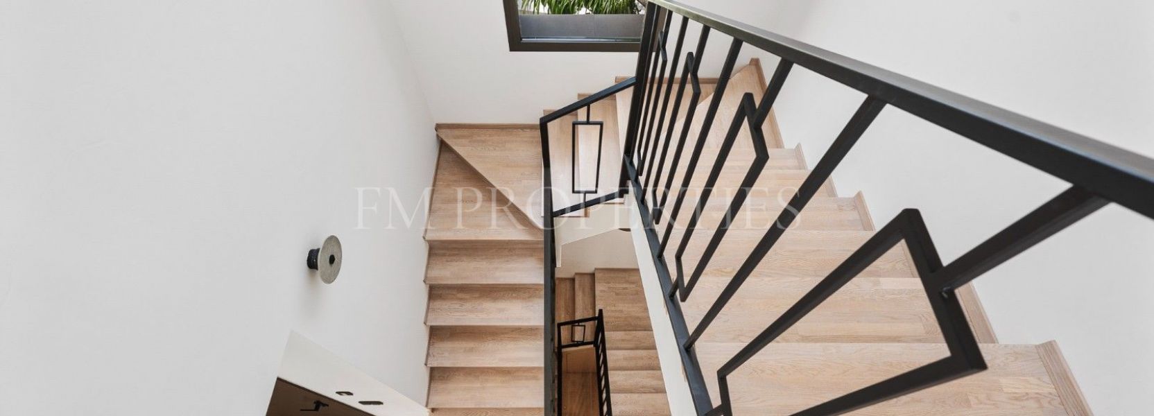 Villa  in La Cerquilla, Nueva Andalucia, Marbella