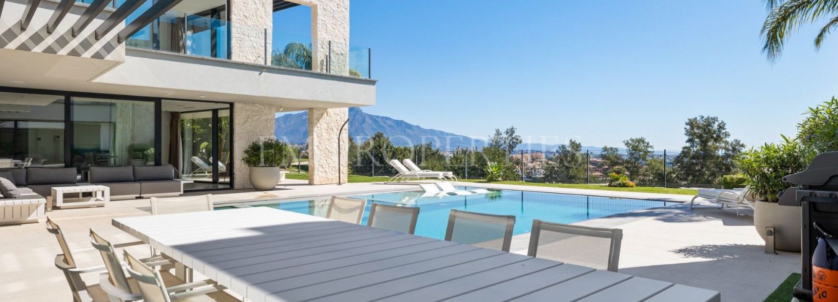 Villa  in La Alqueria, Benahavis