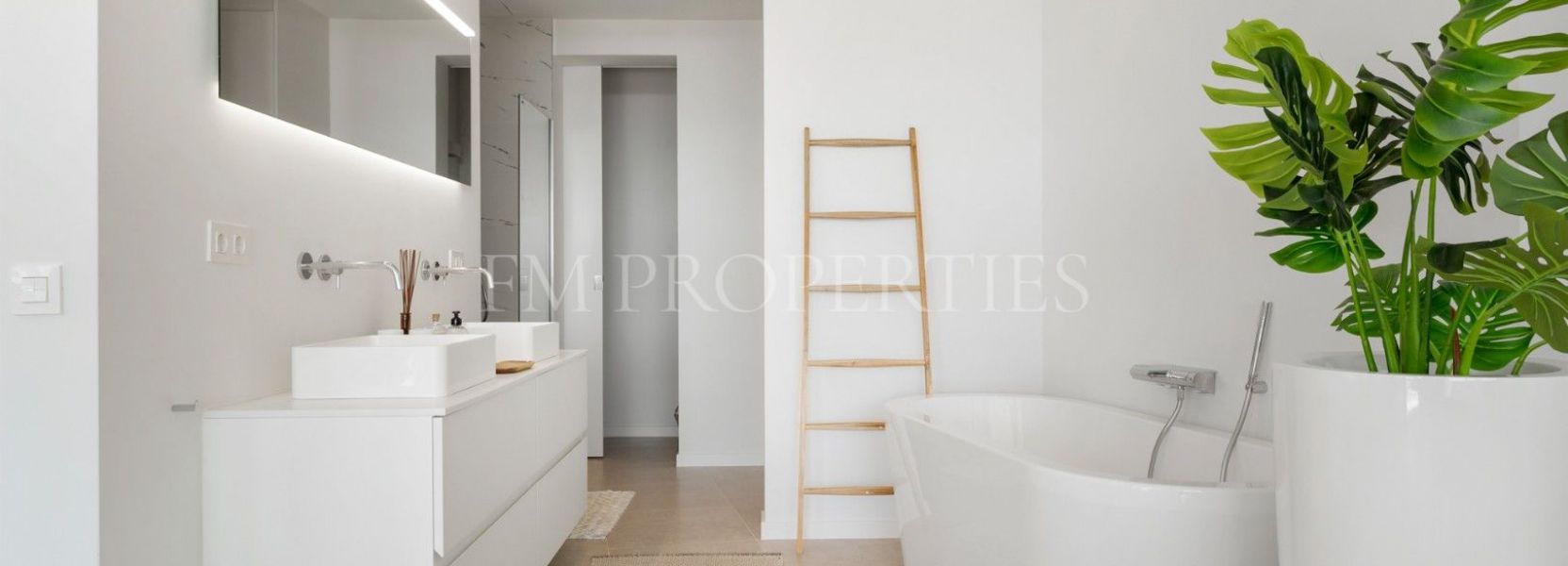 Villa  in La Alqueria, Benahavis