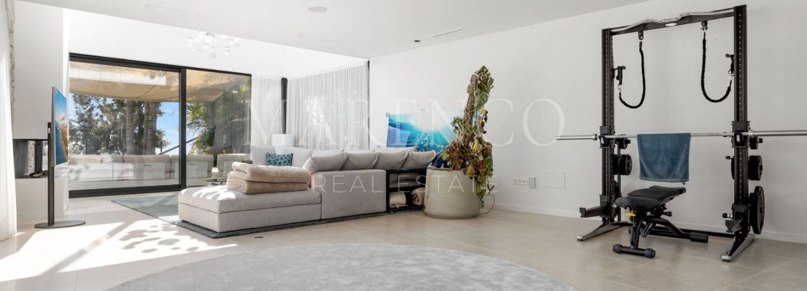 Villa  in La Alqueria, Benahavis