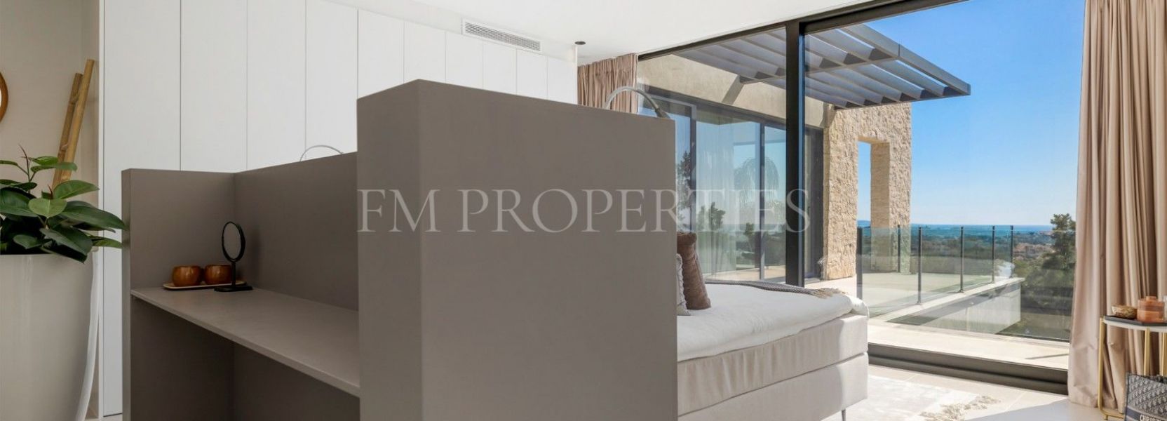 Villa  in La Alqueria, Benahavis