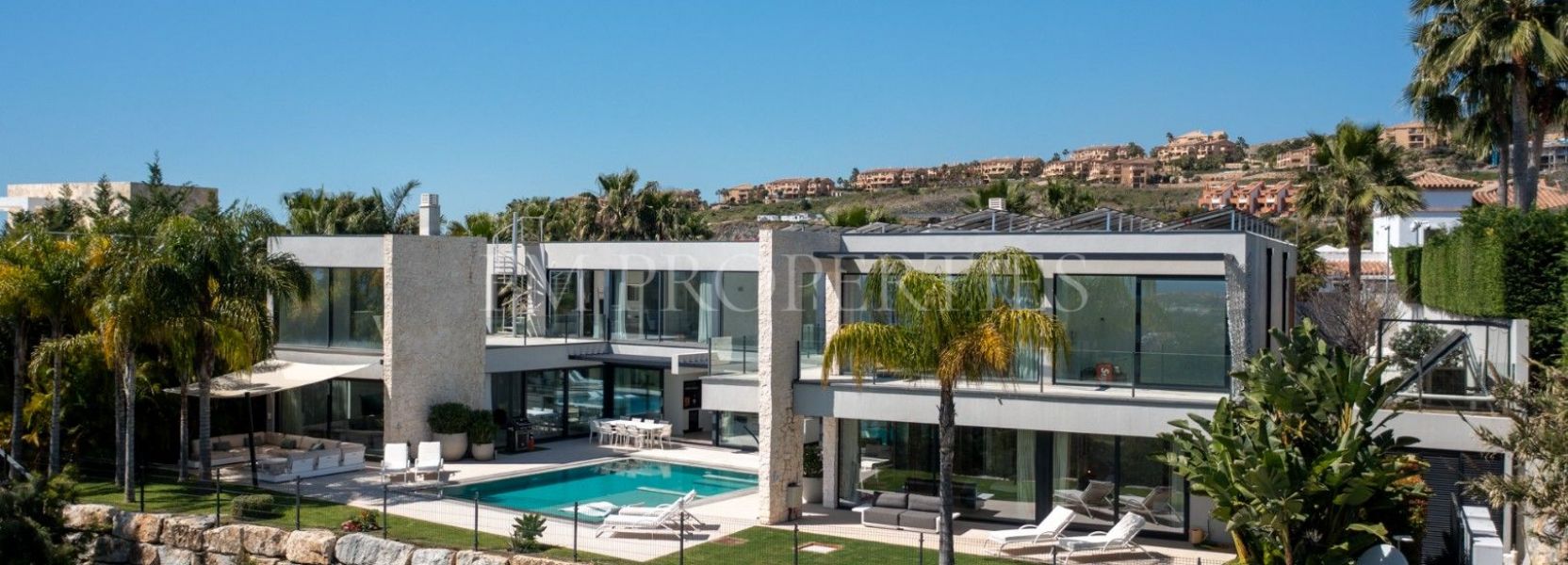 Villa  in La Alqueria, Benahavis