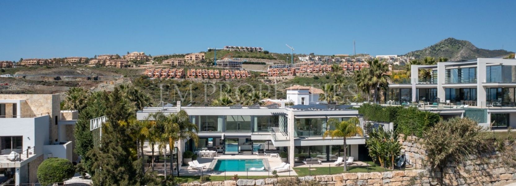 Villa  in La Alqueria, Benahavis