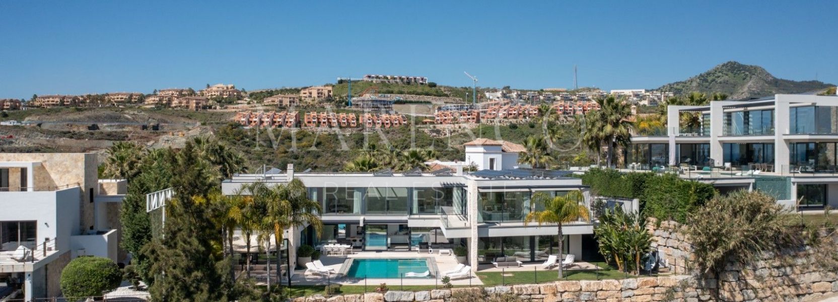 Villa  in La Alqueria, Benahavis