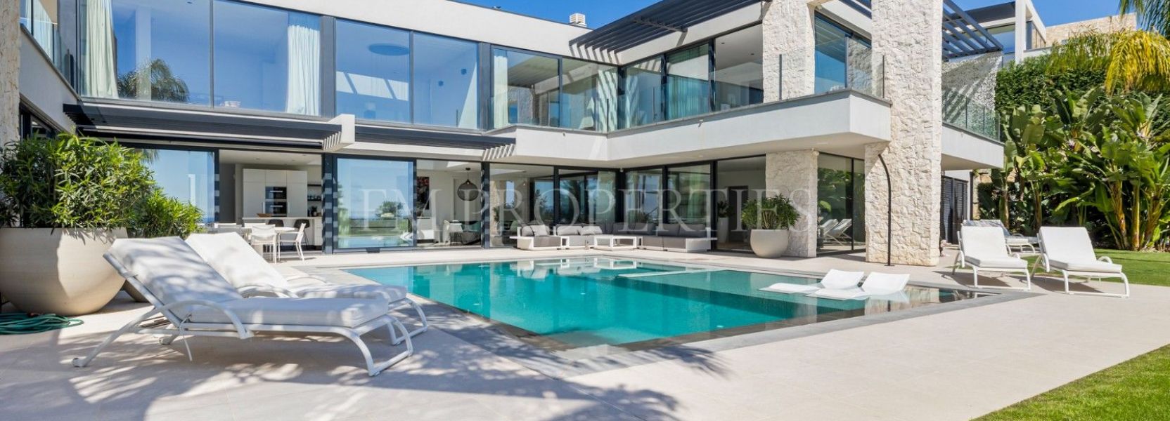 Villa  in La Alqueria, Benahavis