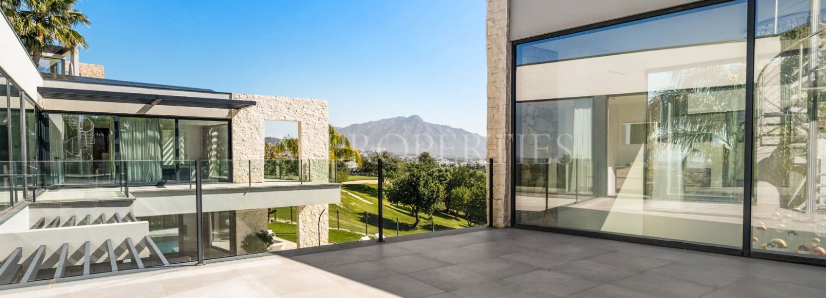 Villa  in La Alqueria, Benahavis