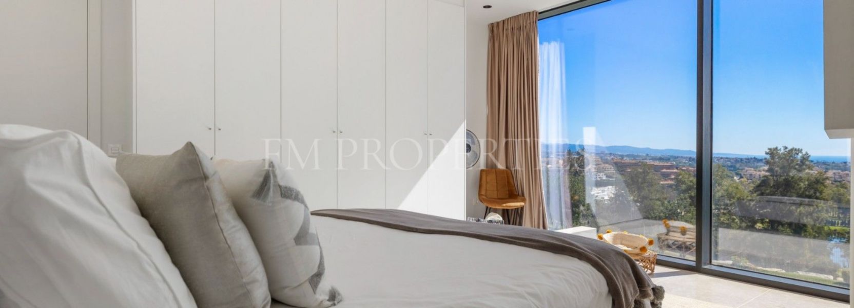 Villa  in La Alqueria, Benahavis