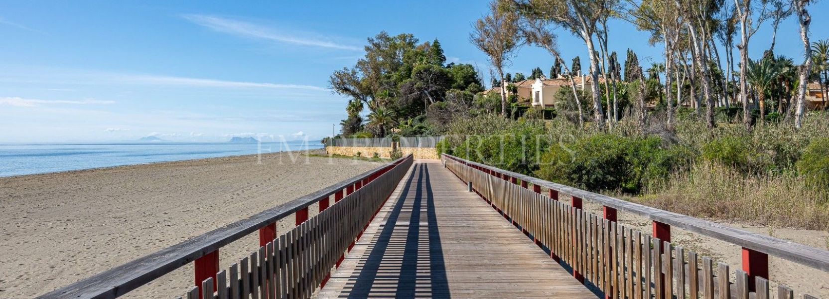 Apartment  in Estepona