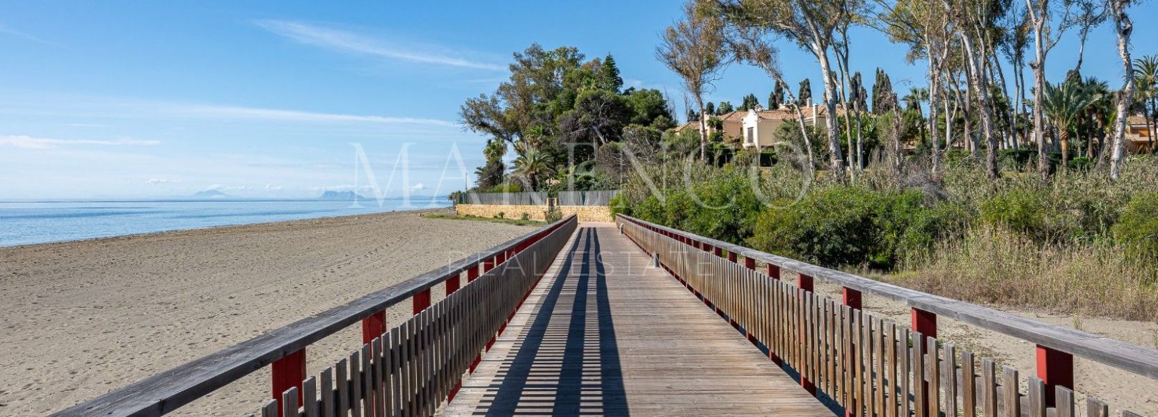 Apartamento  en Estepona