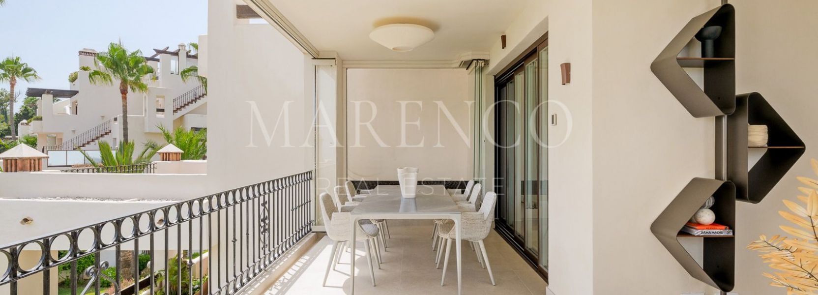 Apartamento  en Estepona