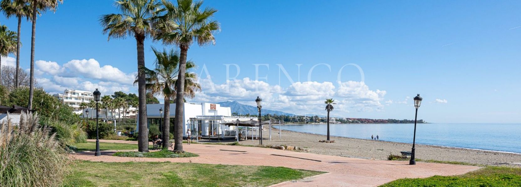 Apartamento  en Estepona