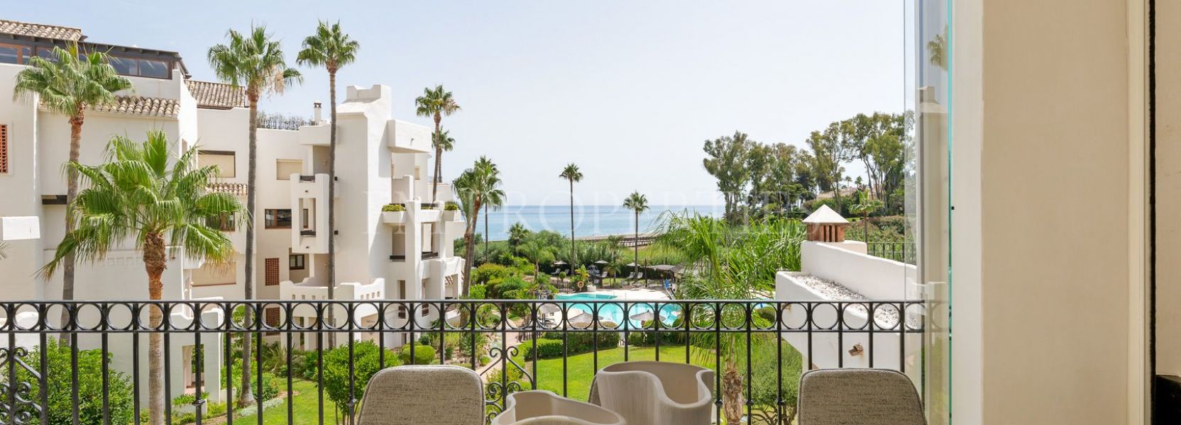 Apartment  in Estepona