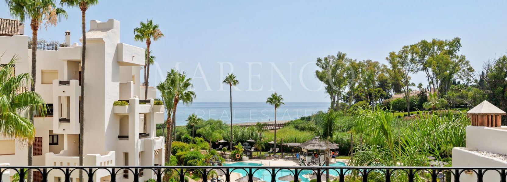 Apartamento  en Estepona