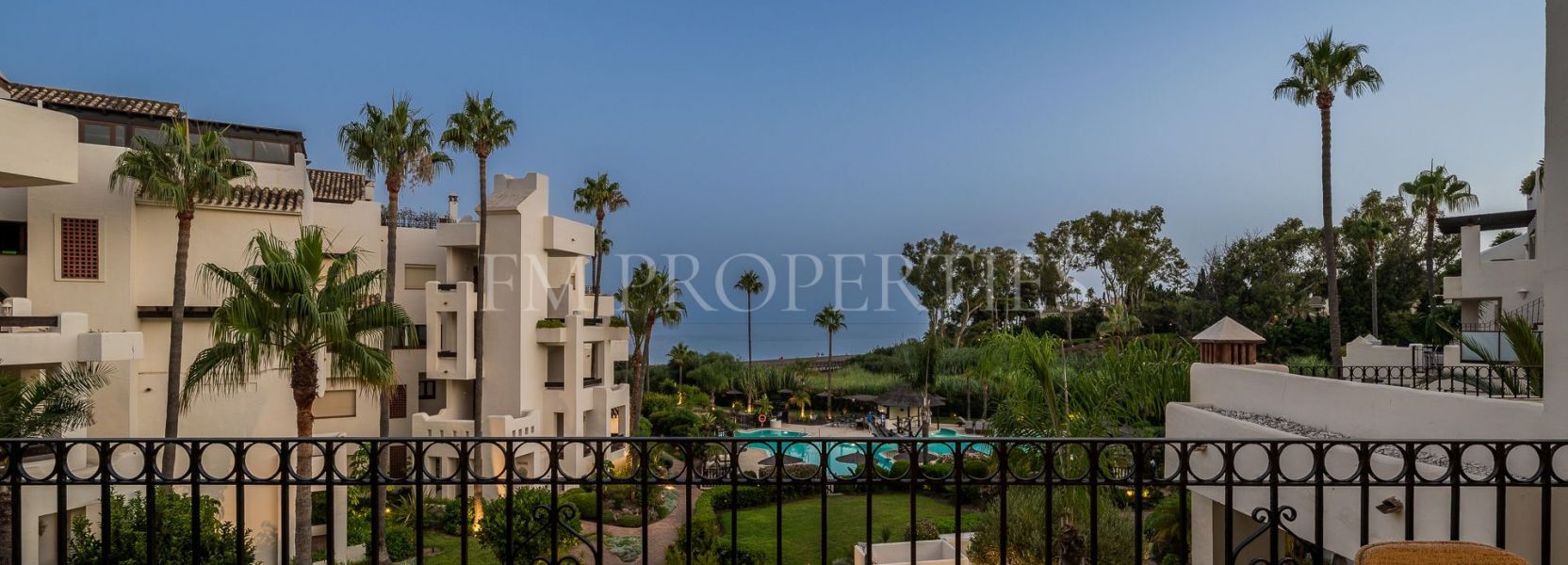 Apartment  in Estepona