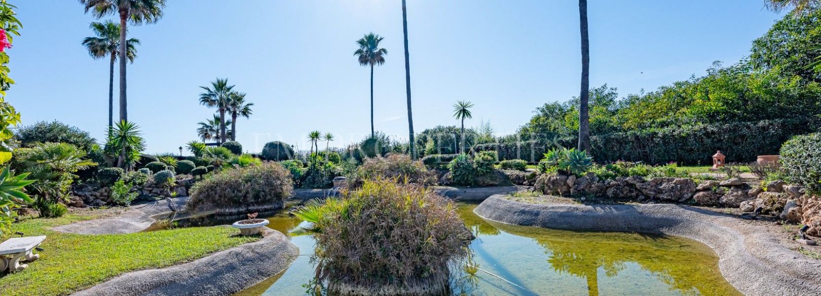 Apartment  in Estepona